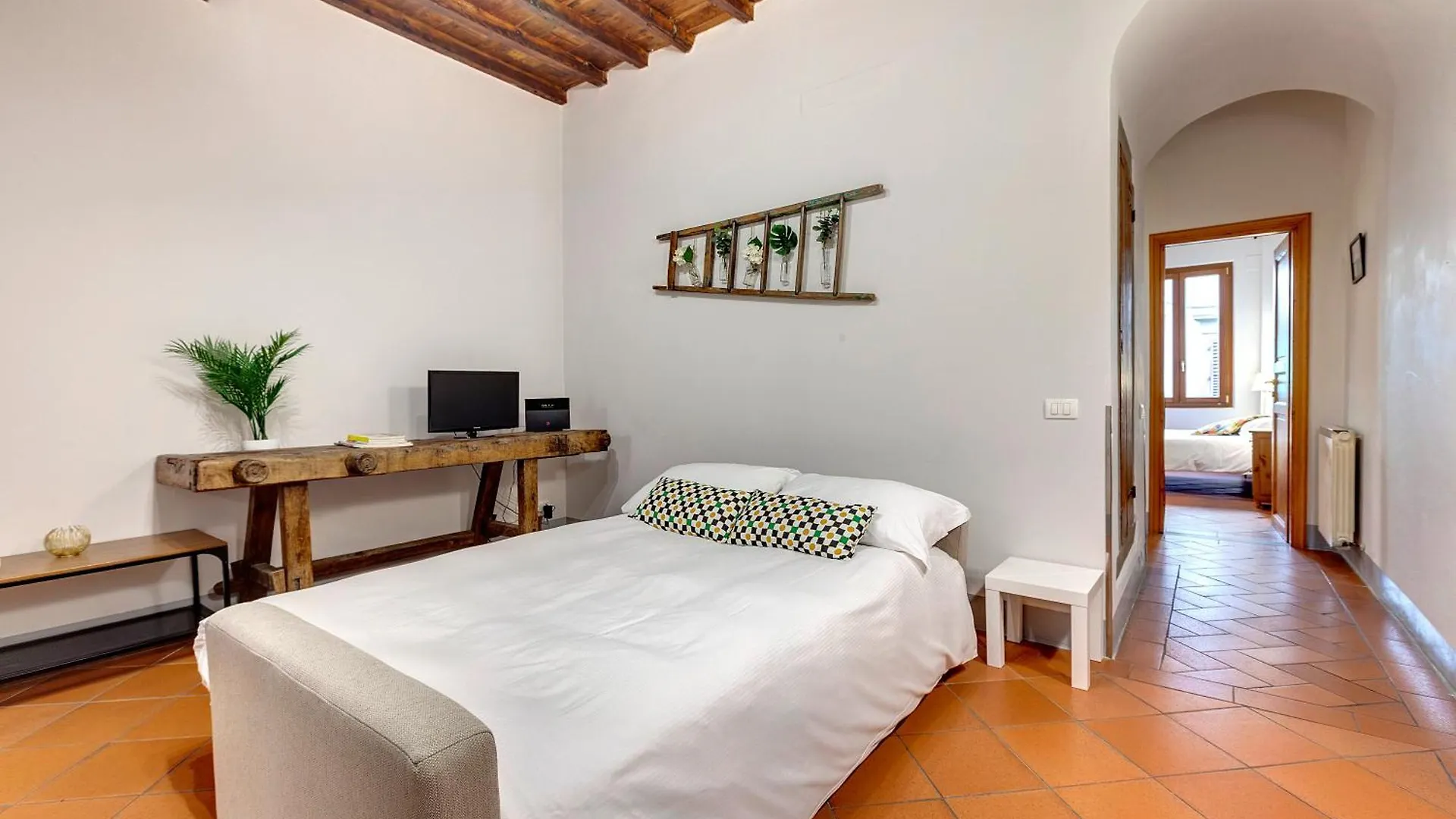 Zeno Apartment By Mamo Firenze Italia